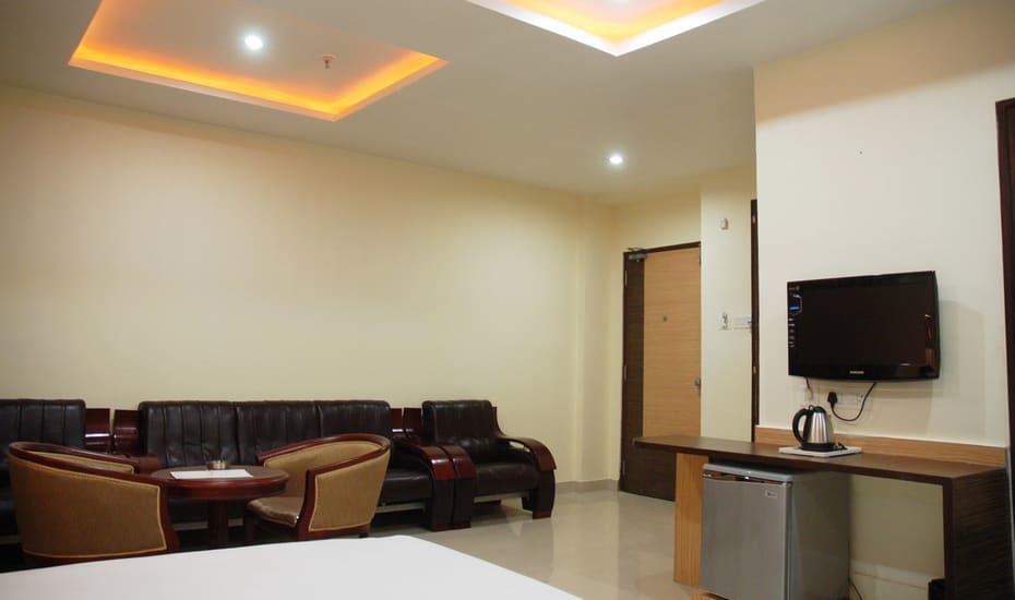 Hotel Sitara Royal ไฮเดอราบัด ภายนอก รูปภาพ