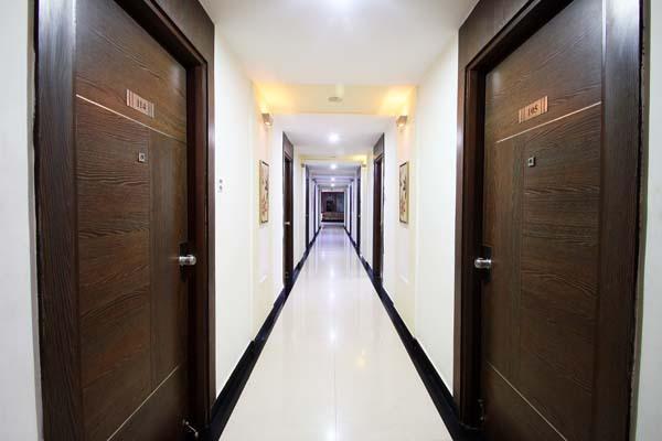 Hotel Sitara Royal ไฮเดอราบัด ภายนอก รูปภาพ