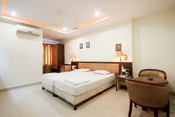 Hotel Sitara Royal ไฮเดอราบัด ภายนอก รูปภาพ